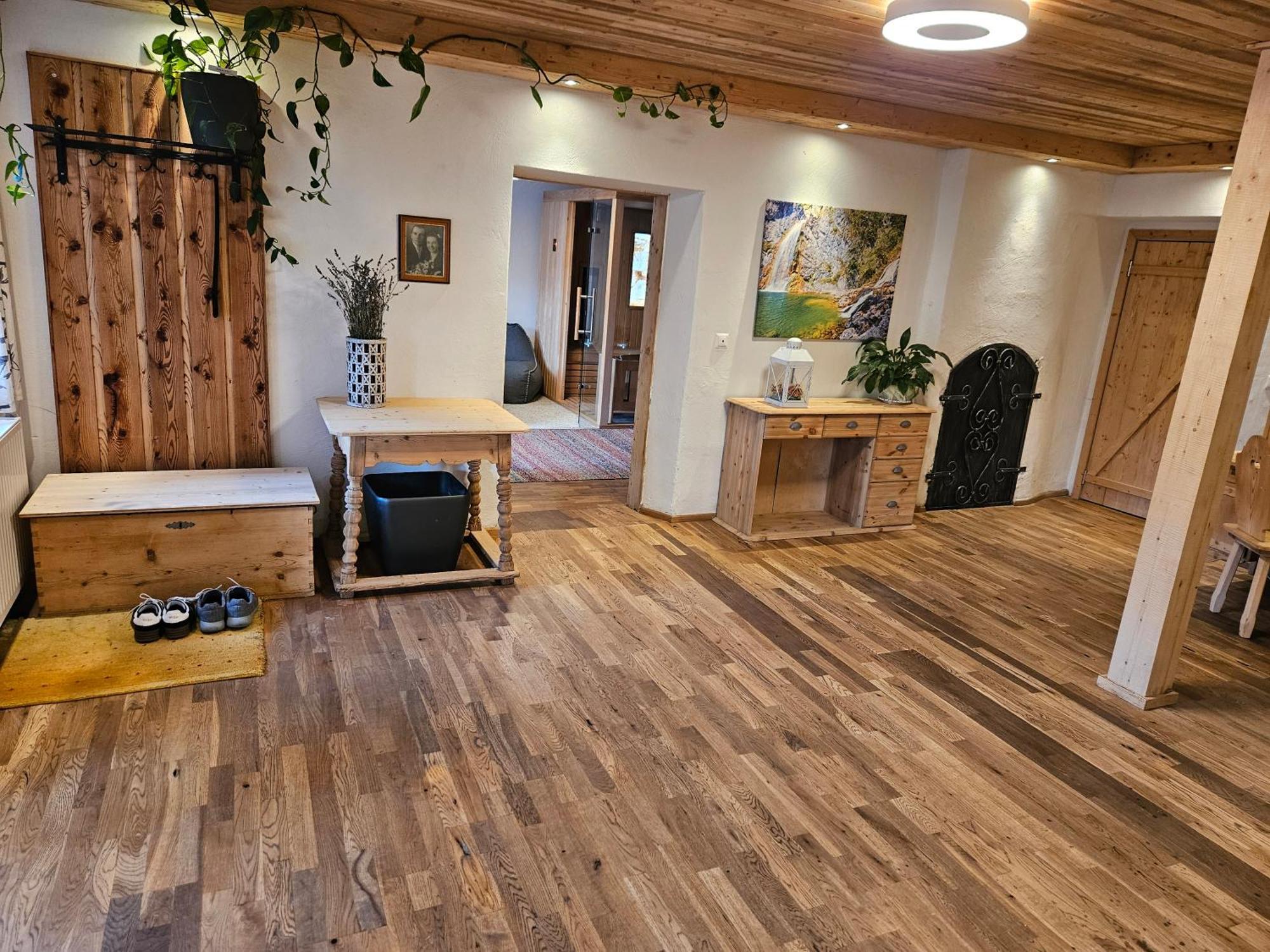 Premium Apartment Mit Privatem Whirlpool, Sauna, Garten Санкт-Мартин-ам-Гримминг Экстерьер фото